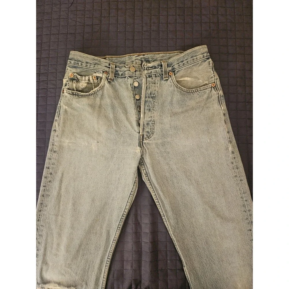 Vintage 90's Levi’s 501-0193 Light Wash Denim Jeans‎ button fly - Made in USA 96
